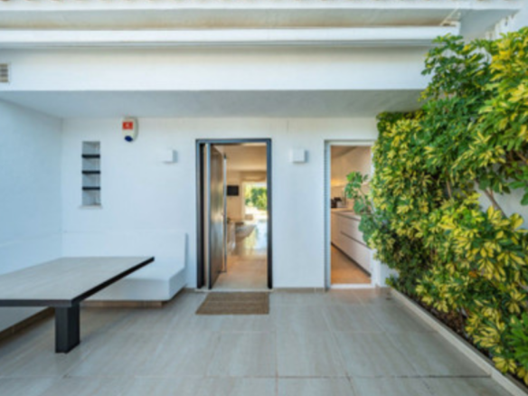 Nueva Andalucia  -3B Townhouse – Great Family Home