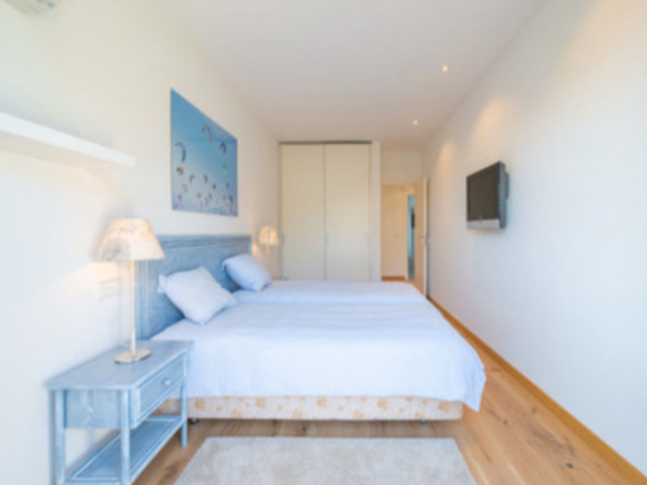 Nueva Andalucia  -3B Townhouse – Great Family Home