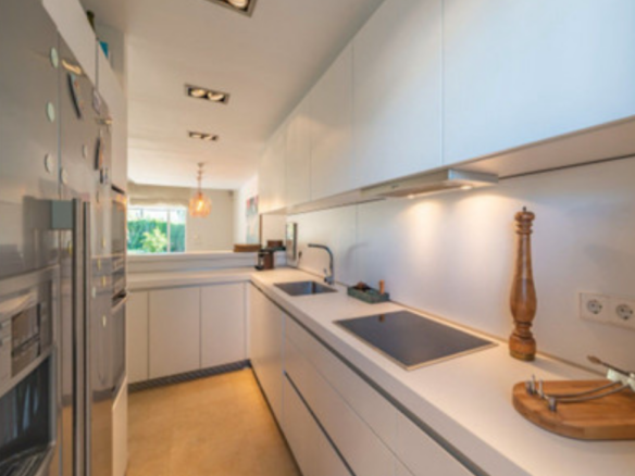 Nueva Andalucia  -3B Townhouse – Great Family Home