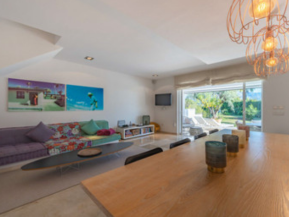 Nueva Andalucia  -3B Townhouse – Great Family Home
