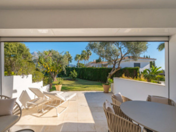 Nueva Andalucia  -3B Townhouse – Great Family Home
