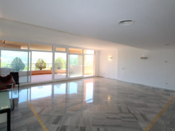 Nueva Andalucia – 4B Apartments – Golf  & Sea Views