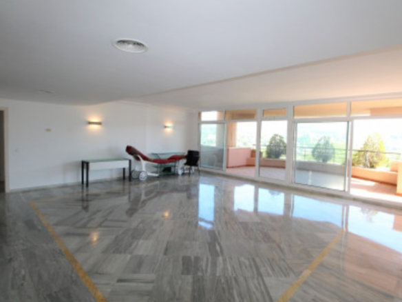Nueva Andalucia – 4B Apartments – Golf  & Sea Views