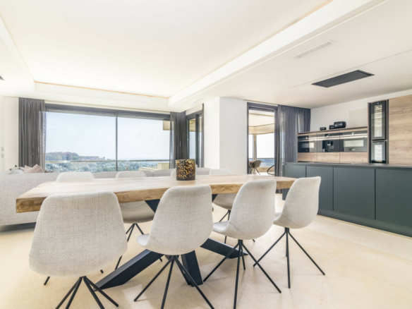 Reserved – Nueva Andalucia – Los Arrayanes – Duplex penthouse (370m2)