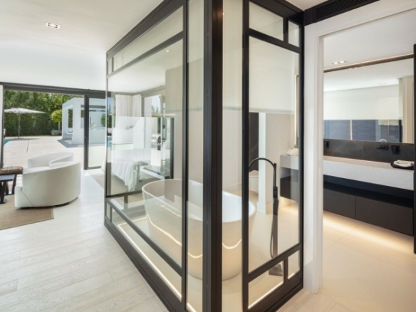 🏠✨ SOLD – Nueva Andalucía – 5B Modern Villa – Central 🌟