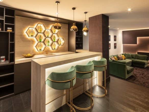 🏠✨ SOLD – Nueva Andalucía – 5B Modern Villa – Central 🌟