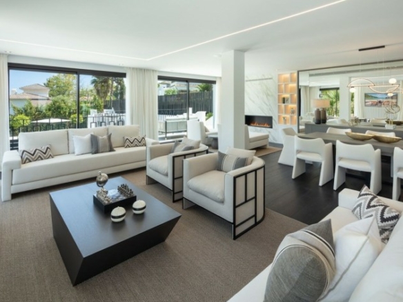 🏠✨ SOLD – Nueva Andalucía – 5B Modern Villa – Central 🌟