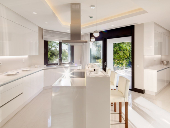 West Marbella – 6B new  Mansion – Near Golf & Sea
