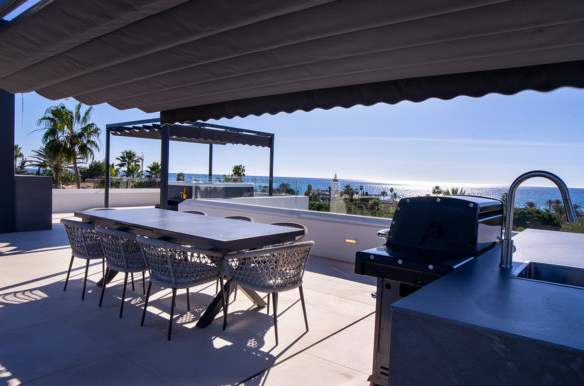 Marbella East – 7B Modern villa – Sea Views