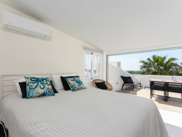 Nueva Andalucia – 3B Duplex Apt. – Close to facilities