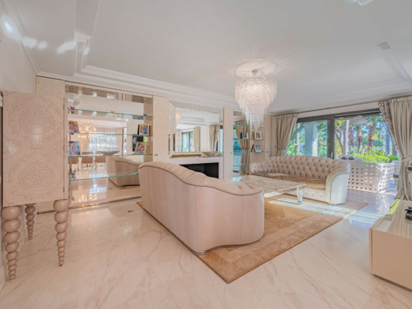 SOLD: Modern Villa in Golden Mile – Gated Tropical Community 🌴