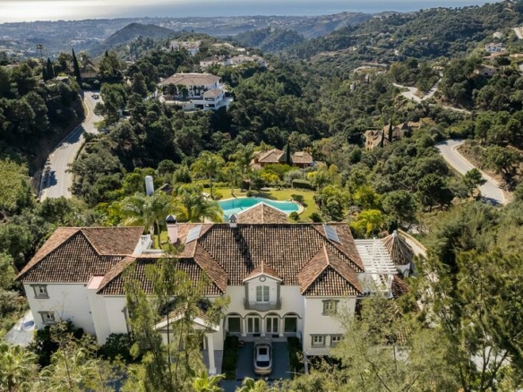 SOLD – La Zagaleta – Palatial 8B Mansion -Sea Views- Gated