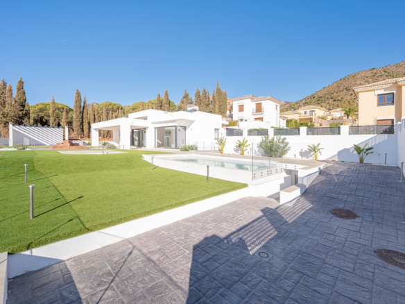 Mijas – 5B Modern VIlla -Panoramic Seaviews