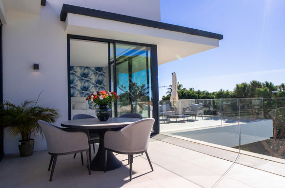 Marbella East – 7B Modern villa – Sea Views