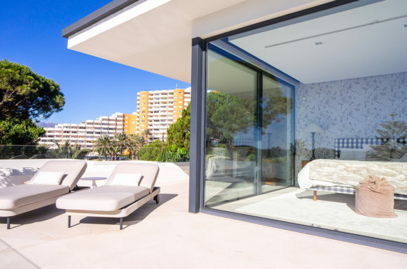 Marbella East – 7B Modern villa – Sea Views