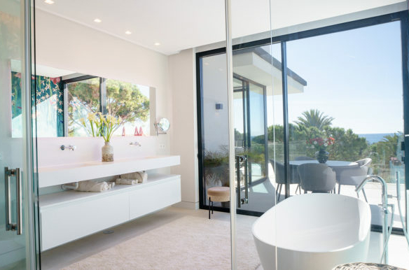 Marbella East – 7B Modern villa – Sea Views