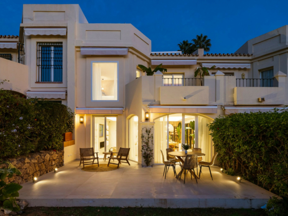 La Quinta – 3B Townhouse – Key ready – West facing