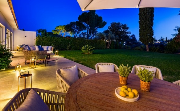 For sale – Nueva Andalucia –  Nice 3B Bungalow – Gated  -1st Line Golf