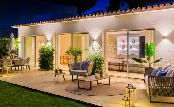 For sale – Nueva Andalucia –  Nice 3B Bungalow – Gated  -1st Line Golf