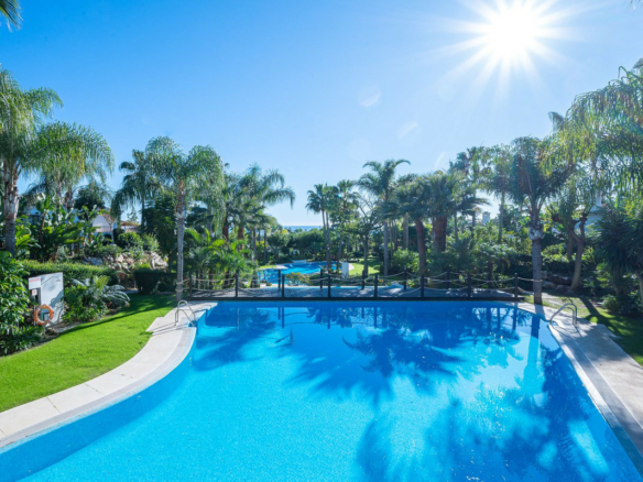 SOLD: Modern Villa in Golden Mile – Gated Tropical Community 🌴