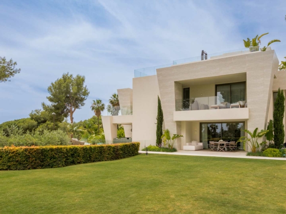 For  Rent –  Sierra Blanca – Luxury 7 Bedrooms Modern Villa –  Sea Views