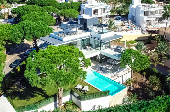 Marbella East – 7B Modern villa – Sea Views