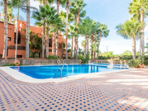 Golden Mile  – 3B Townhouse – Gated – Tropical Gardens