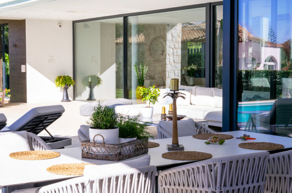 Marbella East – 7B Modern villa – Sea Views