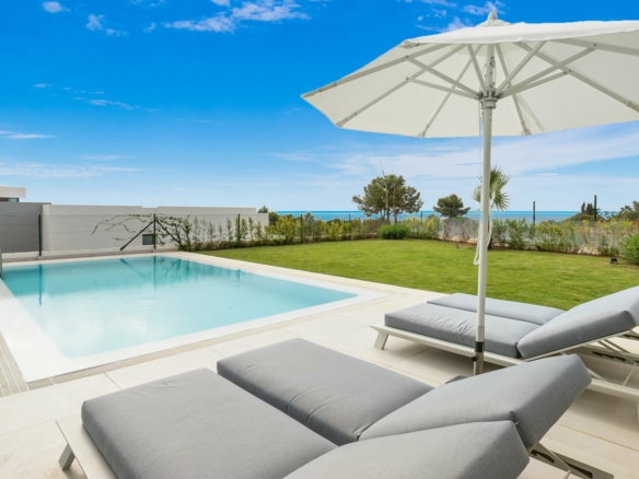 Marbella East – Modern 6B Villa – Sea Views – Gated