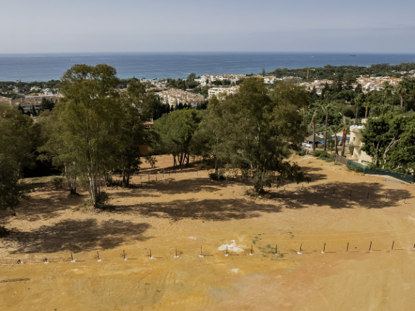 Golden Mile – Land – Sea Views – Gated