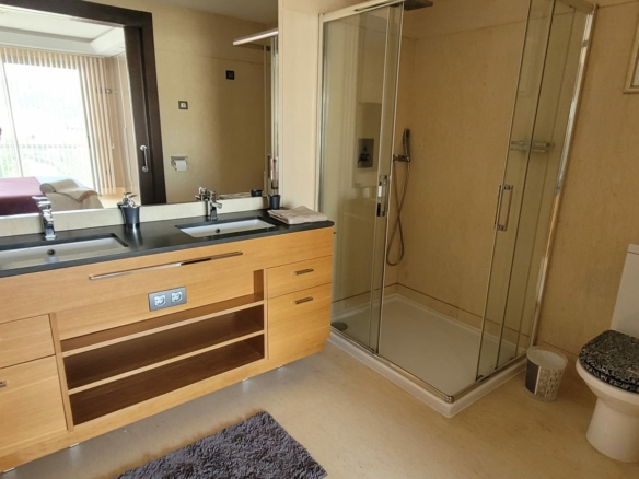 ARRAYANES GOLF  – 3B Apt.  – Golf Views -Spa -Gym