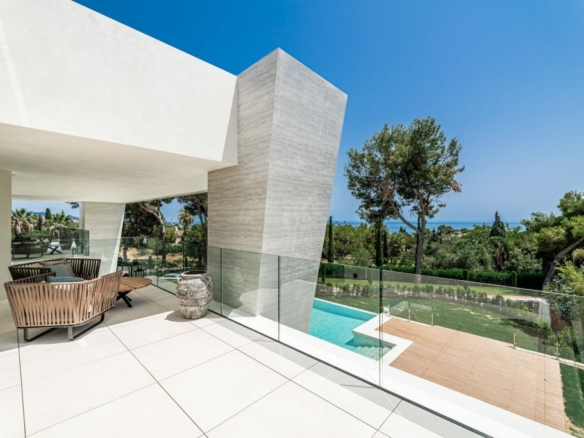 For  Rent –  Sierra Blanca – Luxury 7 Bedrooms Modern Villa –  Sea Views