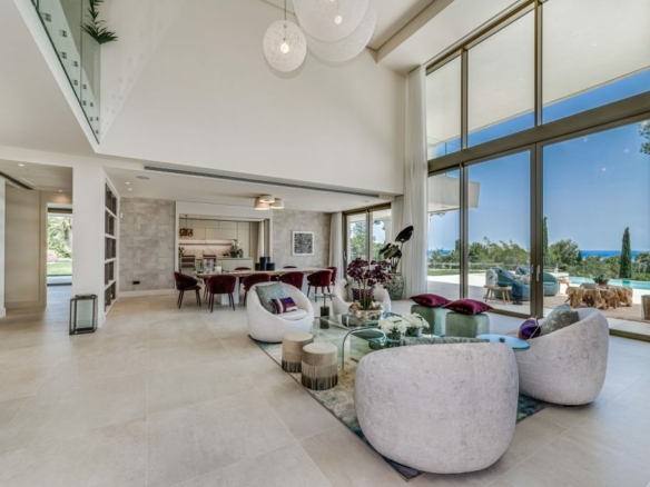 For  Rent –  Sierra Blanca – Luxury 7 Bedrooms Modern Villa –  Sea Views