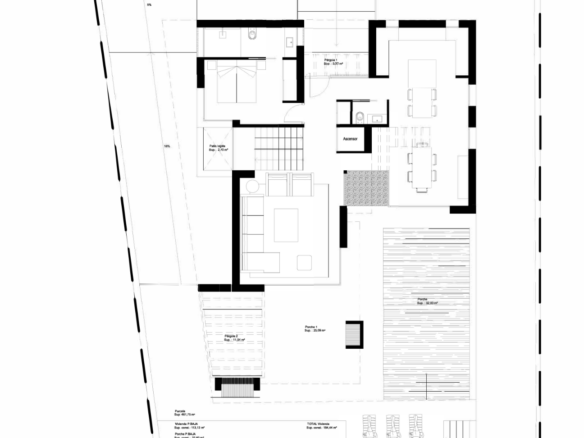 Golden Mile – Modern Villa – Beachside