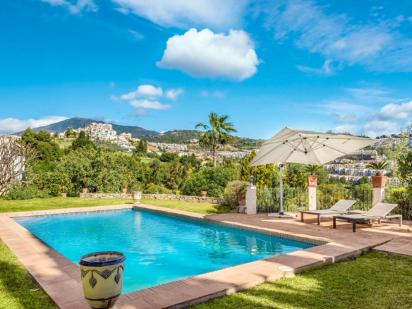 Benahavis  – 4Bed Villa -To Reform