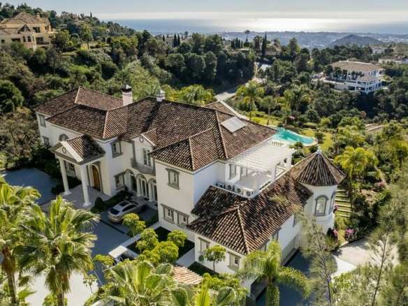 SOLD – La Zagaleta – Palatial 8B Mansion -Sea Views- Gated
