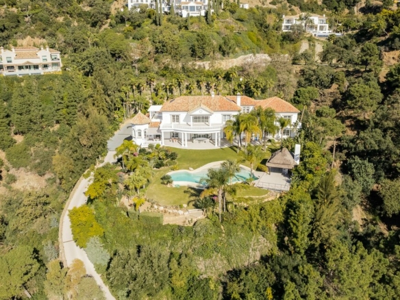 SOLD – La Zagaleta – Palatial 8B Mansion -Sea Views- Gated