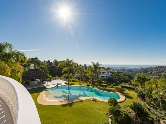 SOLD – La Zagaleta – Palatial 8B Mansion -Sea Views- Gated