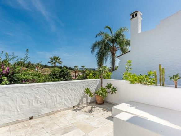Near Puerto Banus  – 5B Townhouse – Great Family Home