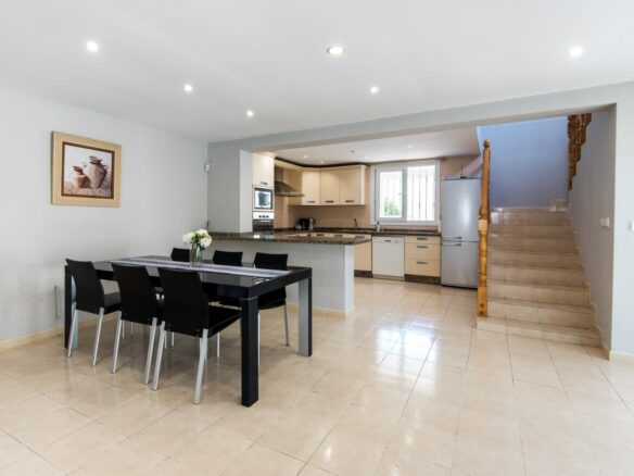 Marbella East – 3B Villa – Good Condition