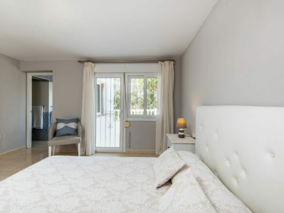 Marbella East – 3B Villa – Good Condition