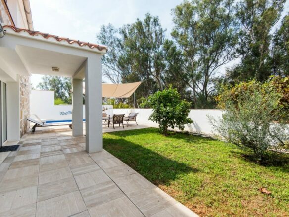 Marbella East – 3B Villa – Good Condition