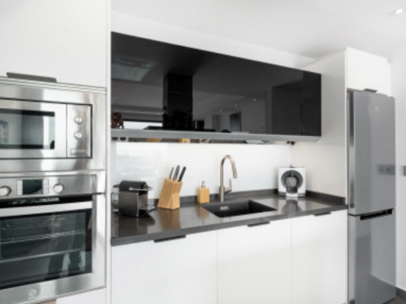 Puerto Banus  – 2B Apartment – Sea & Port View