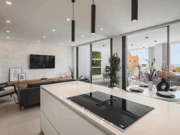 Nueva Andalucia – 3B Penthouse – Sea Views