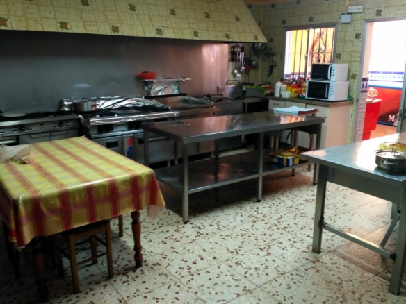 Benahavis – Hostel & Restaurant – 1st Line Golf