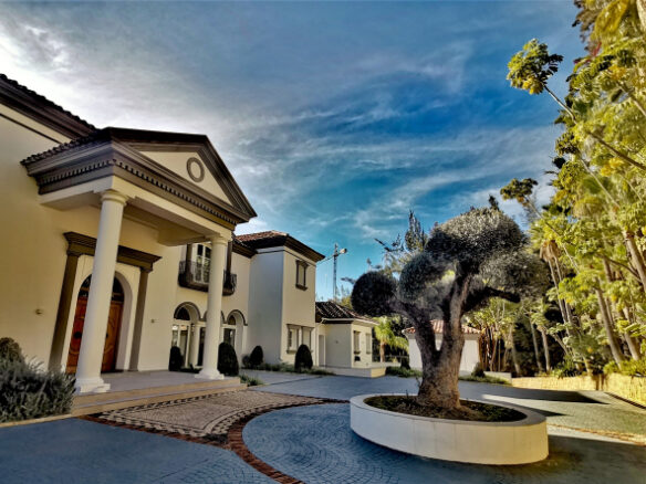 SOLD – La Zagaleta – Palatial 8B Mansion -Sea Views- Gated