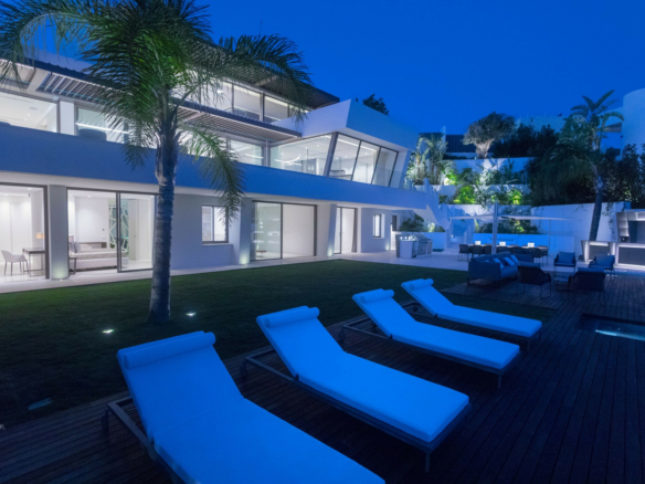 For sale- Benahavis – Modern 6B villa  – Panoramic Views 🌳