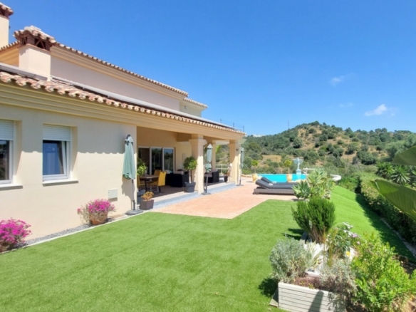 Cabopino – 6B Country Home -Sea Views