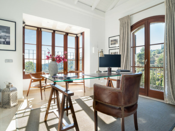 El Madroñal – 6B Villa – Gated