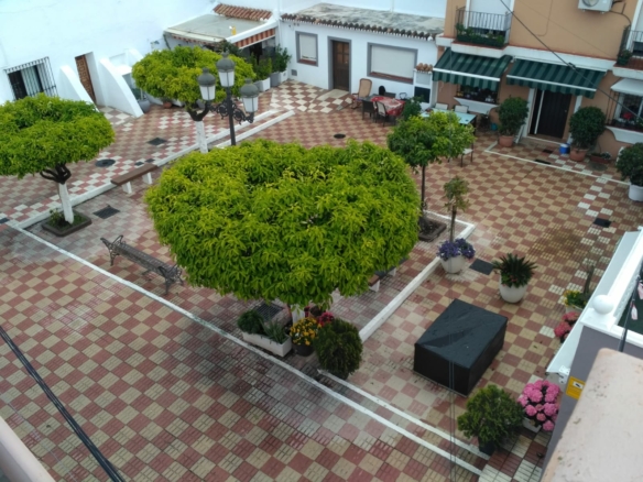 Benahavis – Hostel & Restaurant – 1st Line Golf